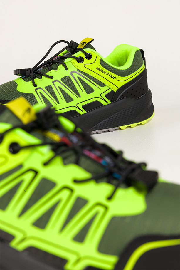 Zielone buty sportowe trekkingowe damskie na bieżnikowanej podeszwie z regulowaną elastyczną sznurówką seledynowe wstawki Casu 7494-5D