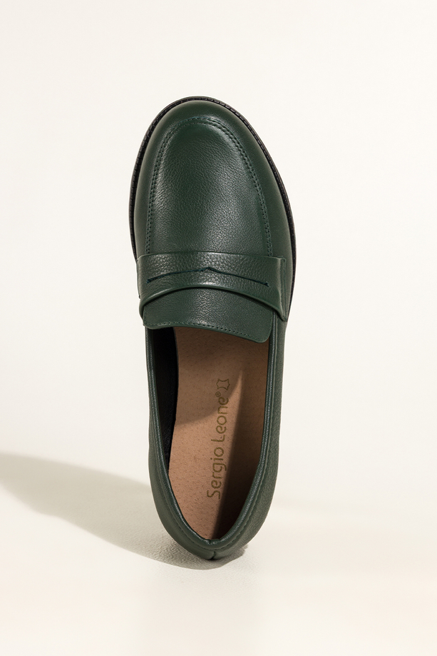 Zielone mokasyny skórzane damskie Sergio Leone na niskim szerokim obcasie ozdobny pasek na cholewce NP74887-H