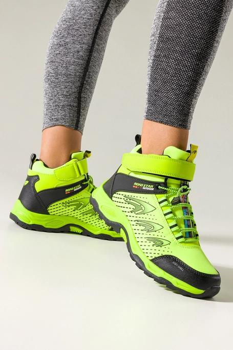 Żółte buty trekkingowe damskie na bieżnikowanej podeszwie z regulowaną elastyczną sznurówką czarne wstawki softshell Casu 7689-5D