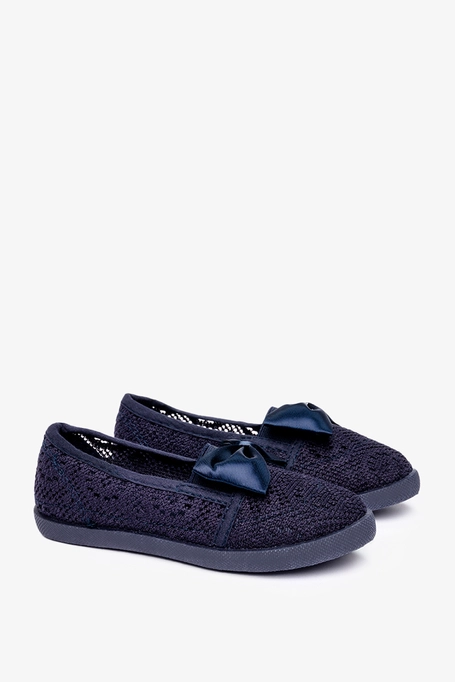 Granatowe baleriny slip on ażurowe z kokardą Casu CB-S151