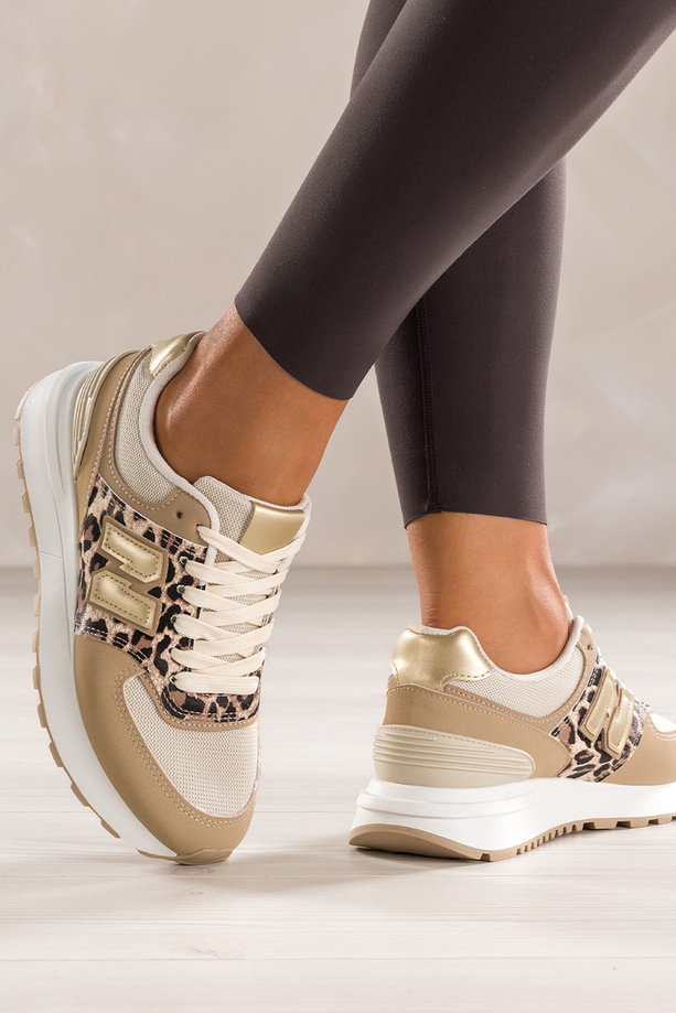 Beżowe sneakersy damskie buty sportowe z perforacją na białej platformie wstawki lamparci wzór sznurowane Casu BB-864