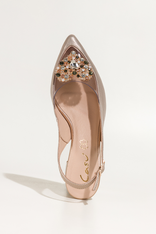 Złote czółenka skórzane damskie z odkrytą piętą transparentna wstawka ozdobne serce z kryształkami PRODUKT POLSKI Casu 7126-291