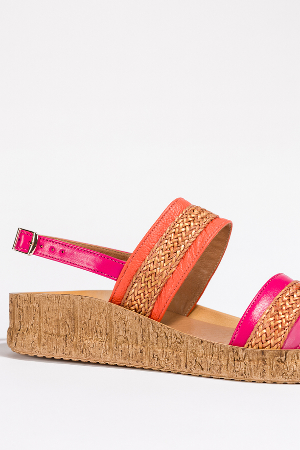 Fuksjowe sandały skórzane damskie na koturnie miedziane wstawki PRODUKT POLSKI Casu 2876-197-196