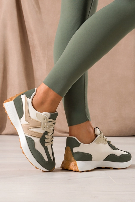 Beżowe sneakersy damskie na białej platformie zielone i złote wstawki sznurowane Casu LA295