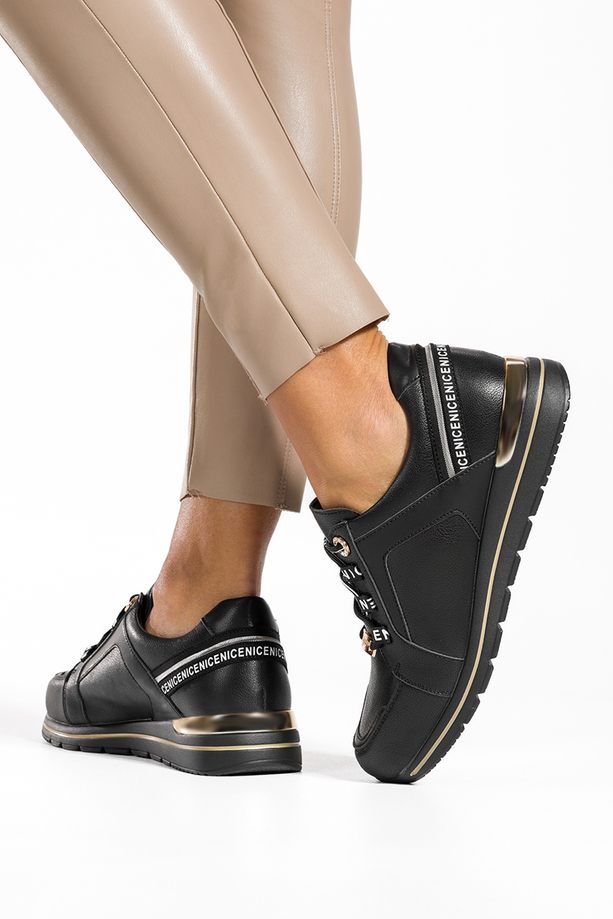 Czarne sneakersy damskie buty sportowe na platformie sznurowane Casu SG-810-1