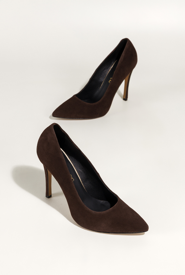 Czekoladowe szpilki damskie skórzane zamszowe klasyczne PRODUKT POLSKI Casu 8090-648