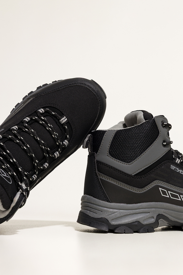 Czarne buty trekkingowe damskie z szarymi dodatkami sznurowane softshell Casu Y7994-8
