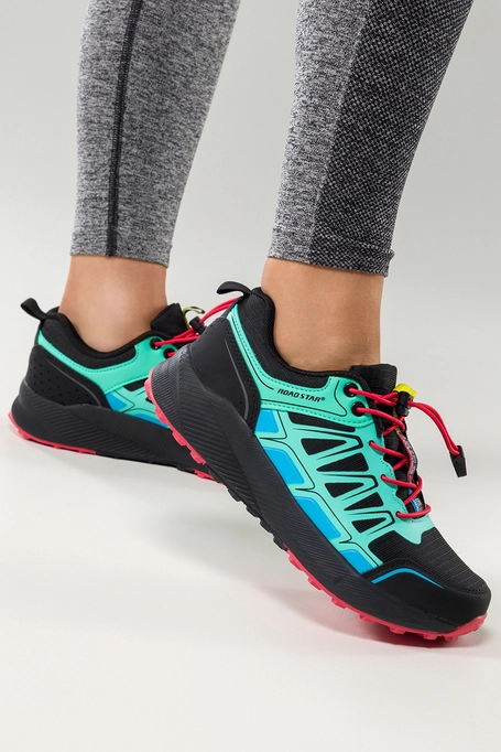 Czarne buty sportowe trekkingowe damskie na bieżnikowanej podeszwie z regulowaną elastyczną sznurówką pistacjowe wstawki Casu 2505-7W