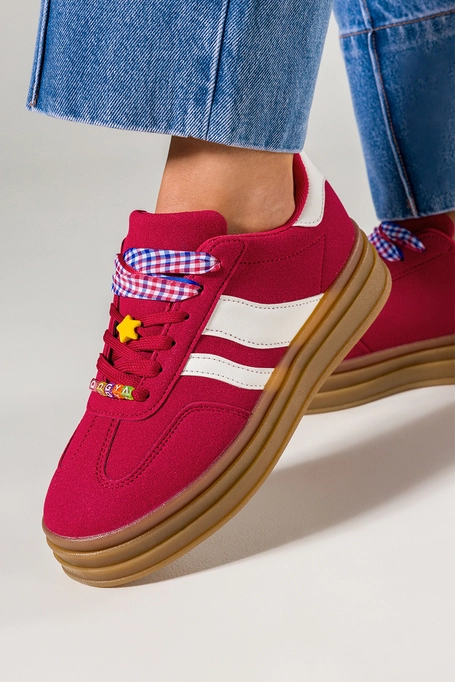 Czerwone sneakersy damskie buty sportowe na platformie podwójne sznurówki z ozdobami Casu L-526